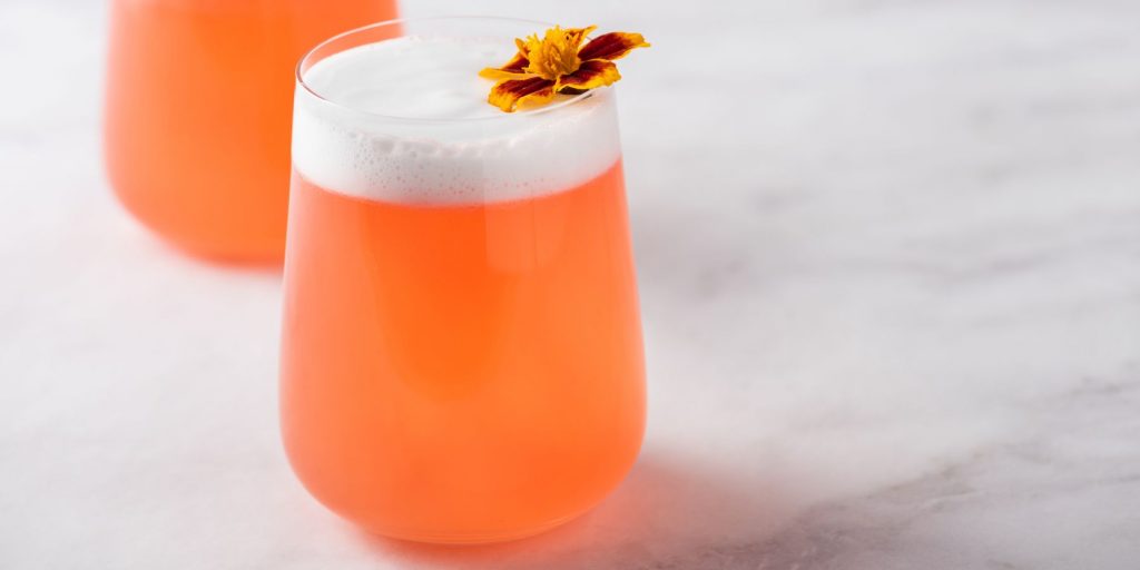 Refreshing grapefruit mocktail served in a stylish glass, perfect for Dry January.