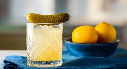 5 Pickle Cocktails: Mix Drinks with Pickle Juice for Tangy Goodness