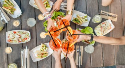 Aperol Spritz Picnic Guide: Easy Ideas for Spring Outdoor Drinks